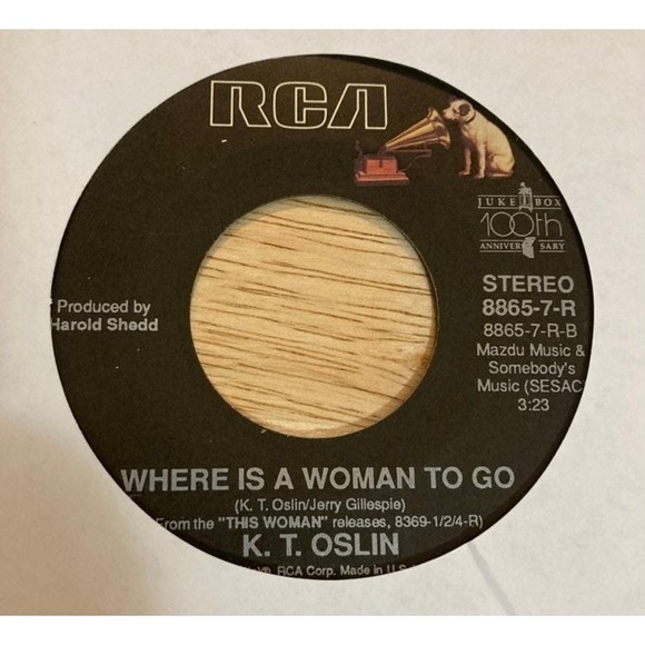 1998 K.T. Oslin 7" 45 Vinyl Record "Hey Bobby" "Where is a Women to Go" - Picture 1 of 5